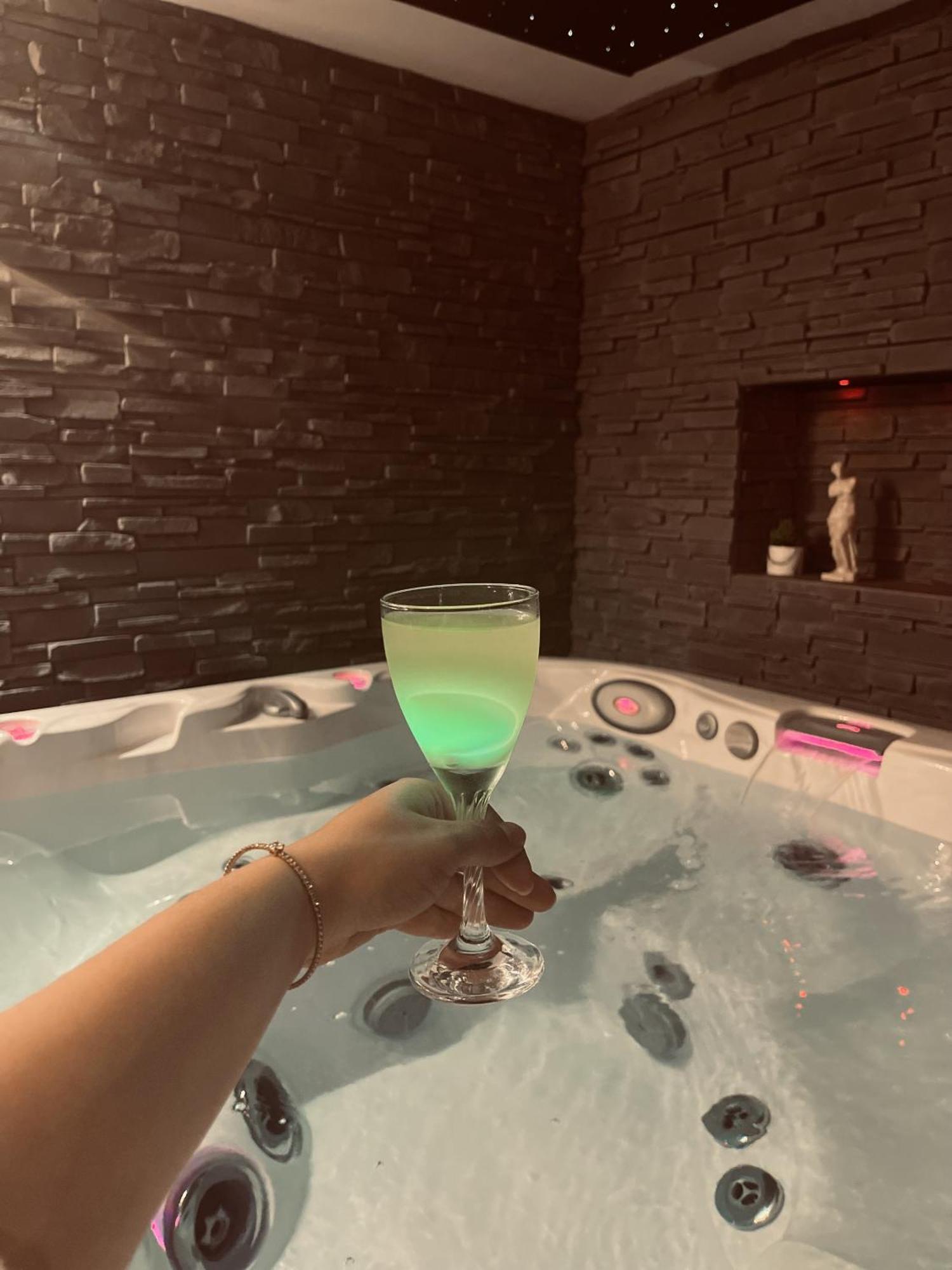 O Venus Spa Sin-le-Noble 외부 사진